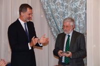 El rey afirma que España puede aportar su "enseñanza" contra el terrorismo al resto de países europeos