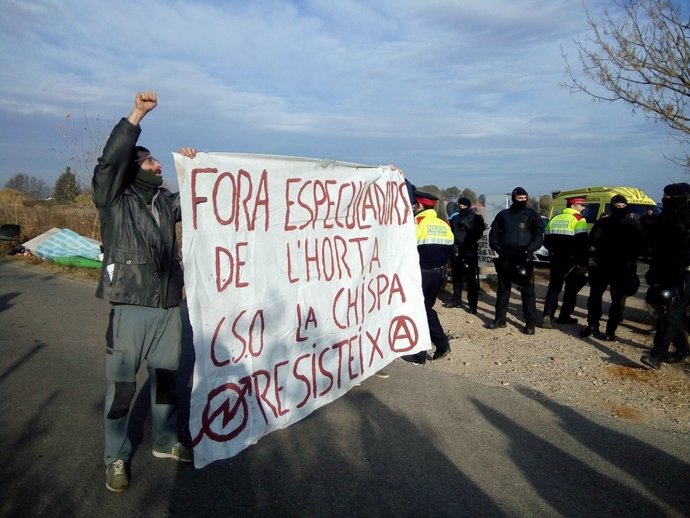 Protesta por el desalojo de 'La Chispa' de Lleida