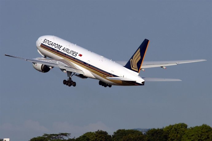 SINGAPORE AIRLINES