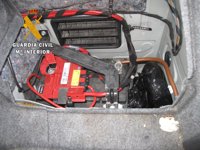 A prisión tras ser interceptado con más de un kilo de cocaína en su vehículo en Otero