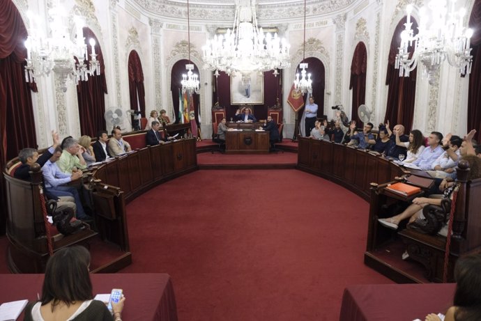 Pleno del Ayuntamiento de Cádiz