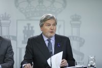 El Gobierno responde a Puigdemont que con quien debe debatir es con Albiol porque hay unos comicios, no con Rajoy