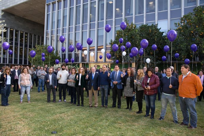 Acto en el patio de la Diputación.