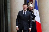 Macron remodela su Gobierno tras la designación de Castaner como líder del partido