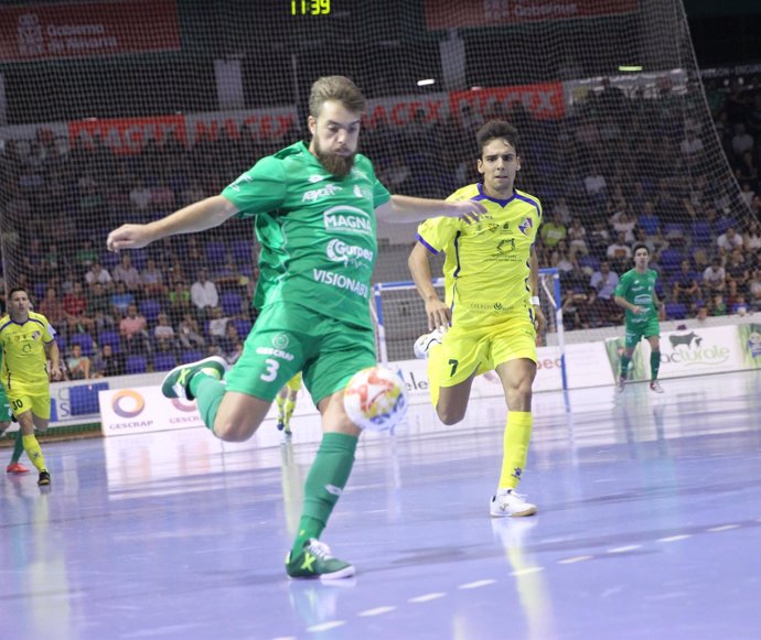 Osasuna Magna vence en Anaitasuna