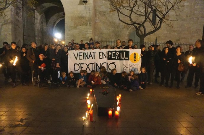 Entierro simbólico en el Carmen de València