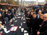 Los aceites y gastronomía jiennenses "seducen al público" en la Fiesta del Primer Aceite en Bilbao