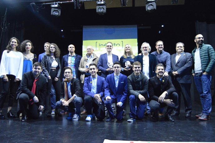 Foto de familia del Festival de Cine Inédito de Mérida