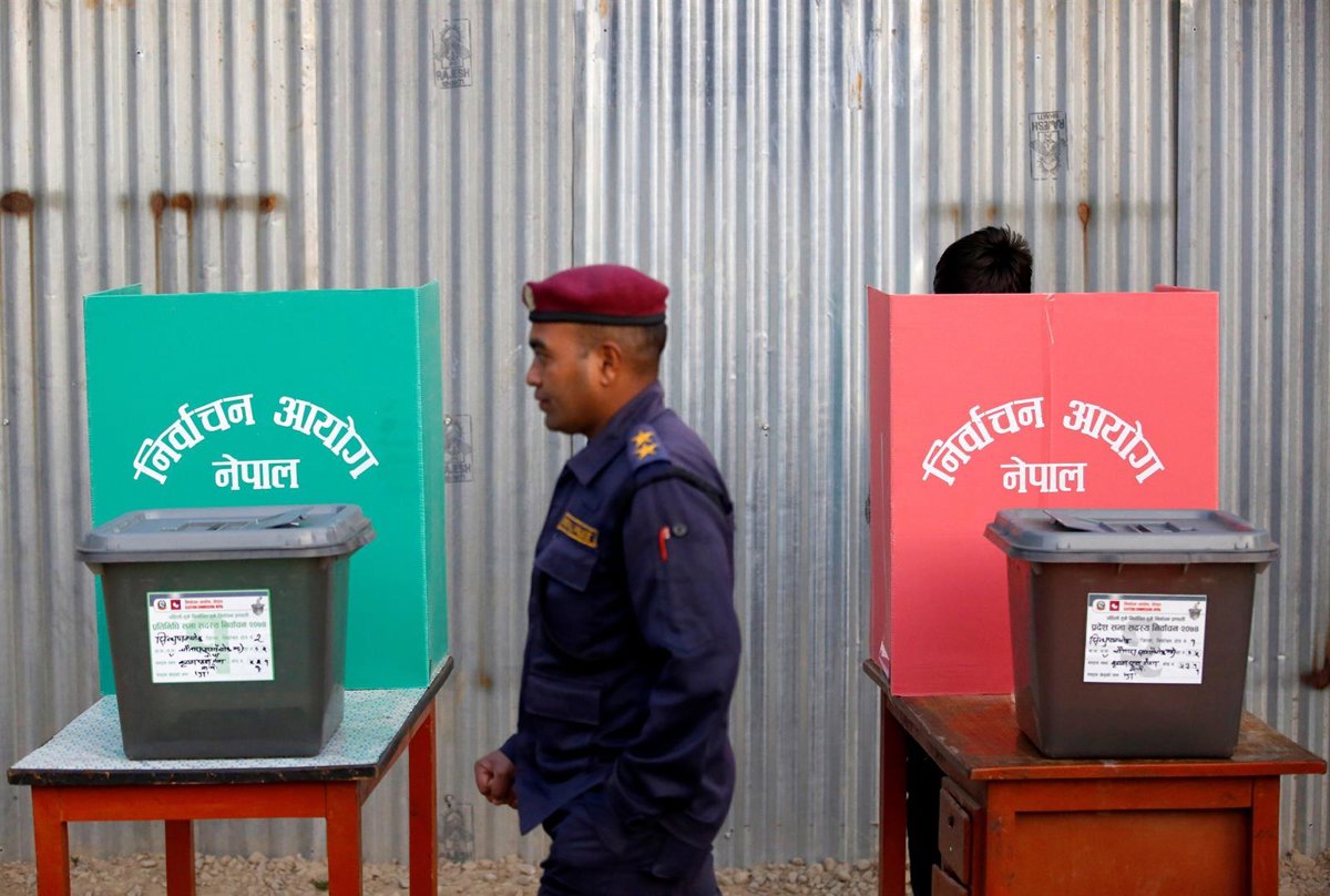 Comienza la votación en las elecciones parlamentarias de Nepal