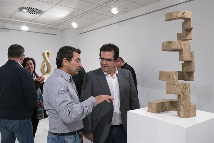 Exposición del escultor Enrique Pérez Ibarra