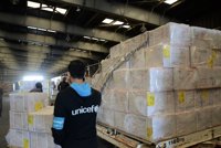 Aterriza en Saná un avión de UNICEF con casi dos millones de vacunas para los niños yemeníes