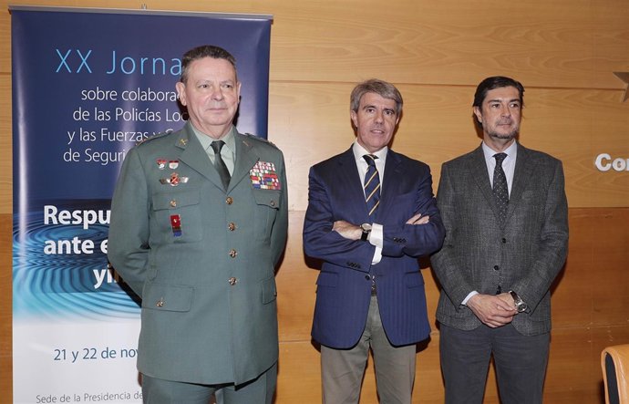 Garrido Clausura Las Xx Jornadas Sobre Colaboración De Las Policías Locales Y Fu
