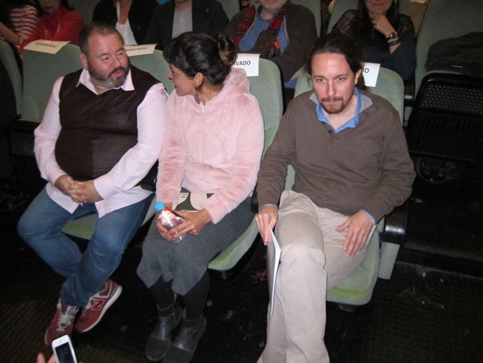 Pablo Iglesias, a la dreta