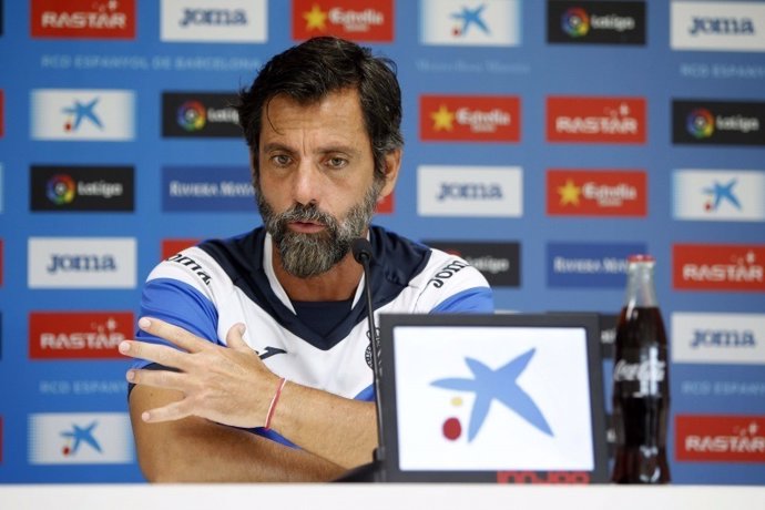 Quique Sánchez Flores en rueda de prensa