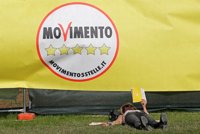 El Movimiento Cinco Estrellas pide observadores internacionales para las elecciones de Italia