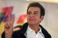 El opositor Nasralla se sitúa en cabeza en el recuento provisional de las presidenciales de Honduras