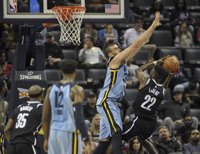 Los Grizzlies vuelven a caer y el 'olvidado' Marc Gasol explota contra su entrenador