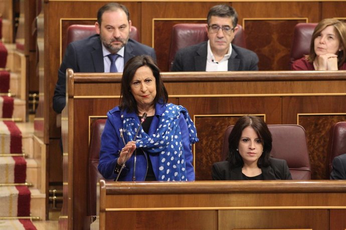 La portavoz socialista, Margarita Robles, en la sesión de control