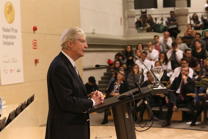 El Premi nobel Jules A Hoffman UB 