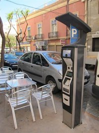 Más de 17.000 residentes en zonas ORA de Palma deben renovar su distintivo para 2018