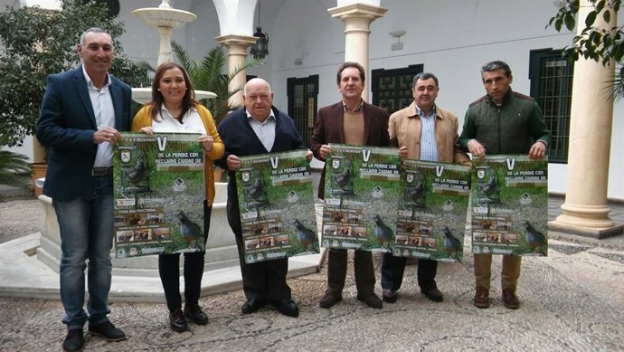 Carrillo en la presentación de la V Feria de la Perdiz con Reclamo