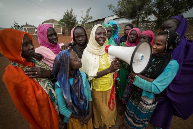 Niñas refugiadas sursudanesas en Etiopía