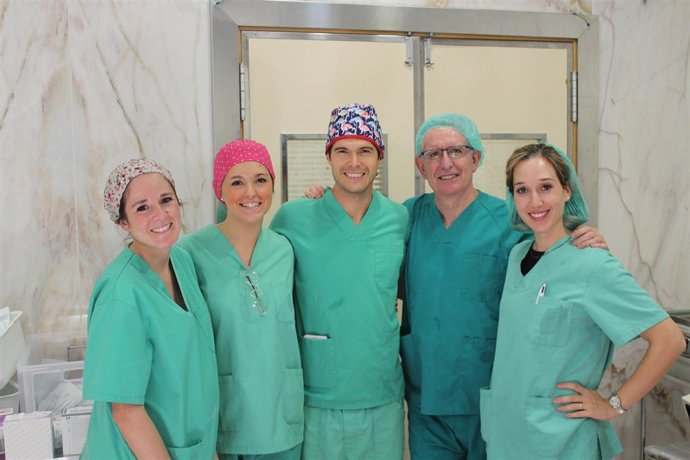 El doctor Noval y su equipo