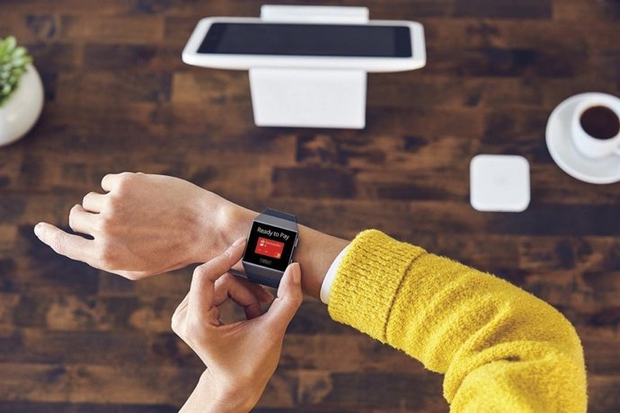 Fitbit Ionic llega a un acuerdo con Banco Santander