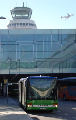 Autobús lanzadera para empleados del Aeropuerto de El Prat