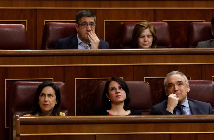 Margarita Robles, Adriana Lastra y Rafael Simancas, del PSOE