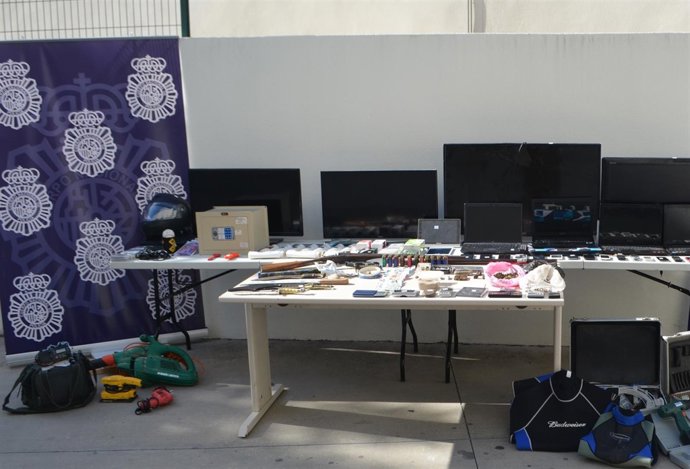 Policía Nacional Nota De Prensa "La Policía Nacional Desarticula Un Punto De Ven