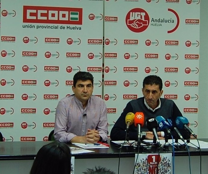 Los secretarios generales de CCOO y UGT en Huelva, en rueda de prensa. 