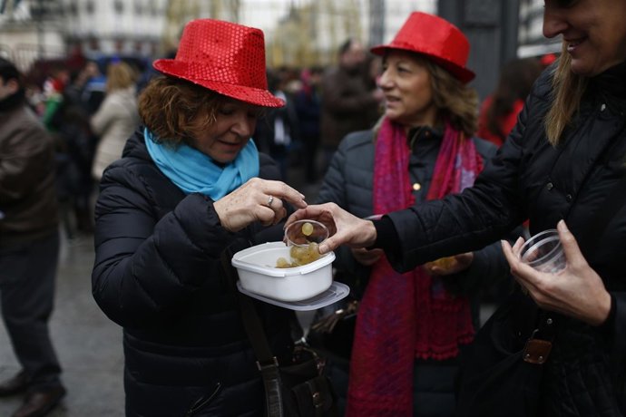 Ensayo de las campanadas con uvas en la Puerta del Sol de Madrid