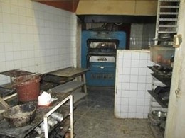 'Operació Rebost' De La Guardia Urbana En 49 Locales De Barcelona