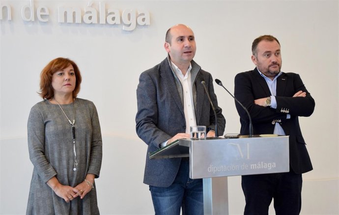 Estefanía Merino, Luis Guerrero y Paco Conejo PSOE diputación de Málaga