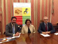 Veterinarios andaluces y Fibes acuerdan la celebración en Sevilla del I Congreso Clínico en Surmascotas