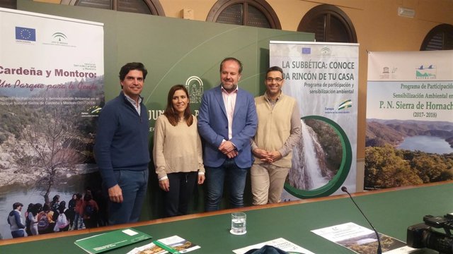 Algar (centro), durante la presentación de las actividades