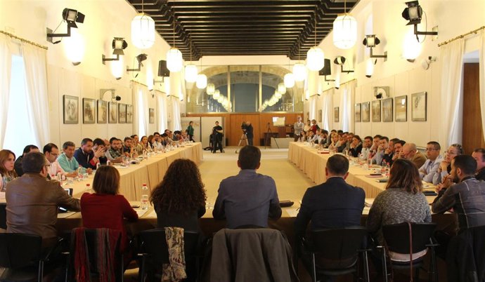 Foro de alcaldes de IULV-CA en el Parlamento andaluz