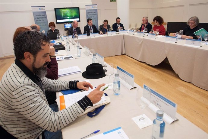 Reunión del Consello Galego da Convivencia en Santiago.