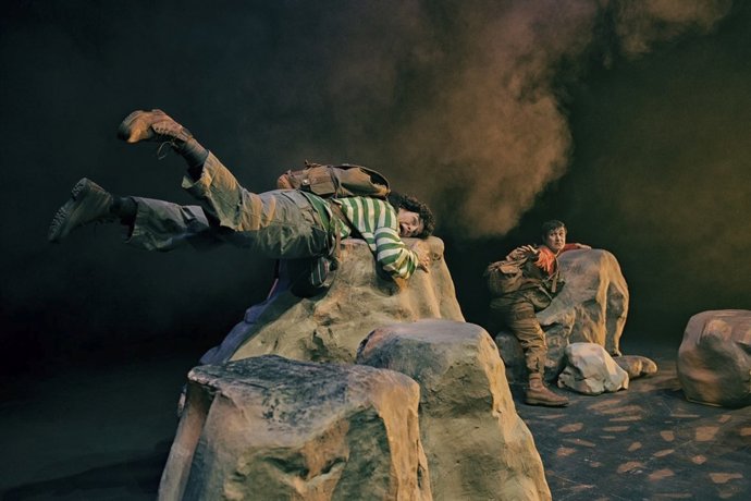 Nota Teatro Cánovas