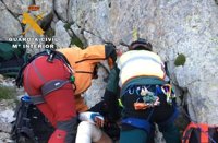 La Guardia Civil rescató en el Pico del Alba de Huesca a dos montañeros catalanes que portaban una estelada