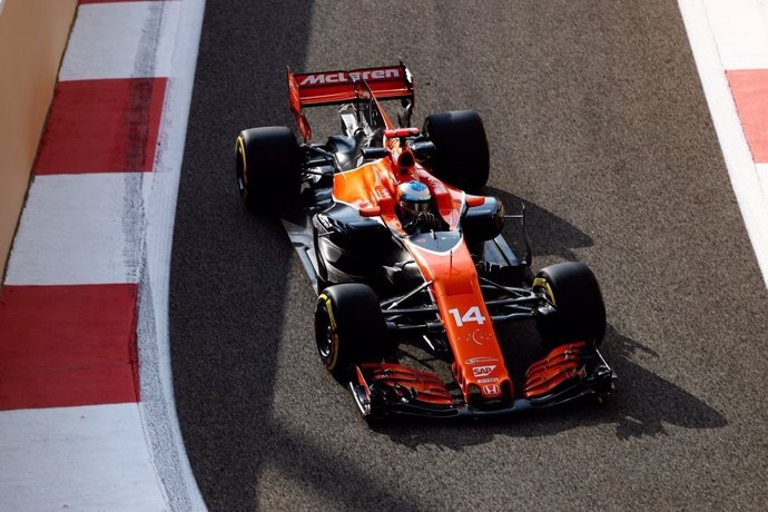 Fernando Alonso en el test de Yas Marina