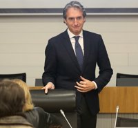 De la Serna insiste en que es "completamente imposible" que el Gobierno anule las sentencias sobre VTC