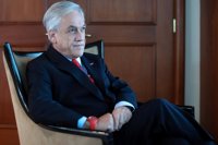 Piñera tilda de "populista" a Guillier y lo acusa de parecerse "cada día más a Maduro"