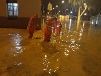 Más de un centenar de emergencias por lluvia en la provincia de Sevilla, principalmente en carreteras