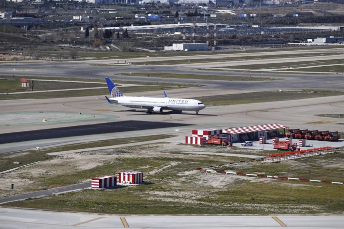 Aeropuerto de Barajas, avión, aviones, vistas, vistas del aeropuerto,  