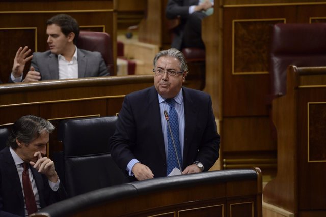 Zoido en la sesión de control al Gobierno en el Congreso