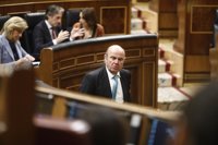 Economía intentará cambiar la legislación antes de 2018 para reducir la temporalidad de los investigadores