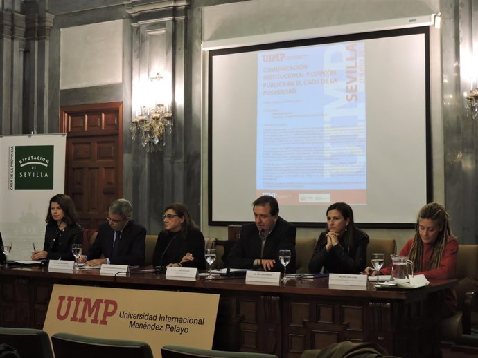 Debate en la Casa de la Provincia.