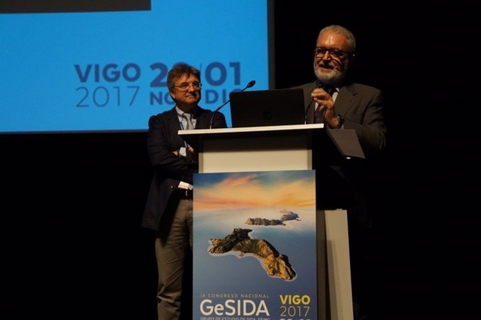El director del Plan Andaluz del SIDA, Premio Gesida
